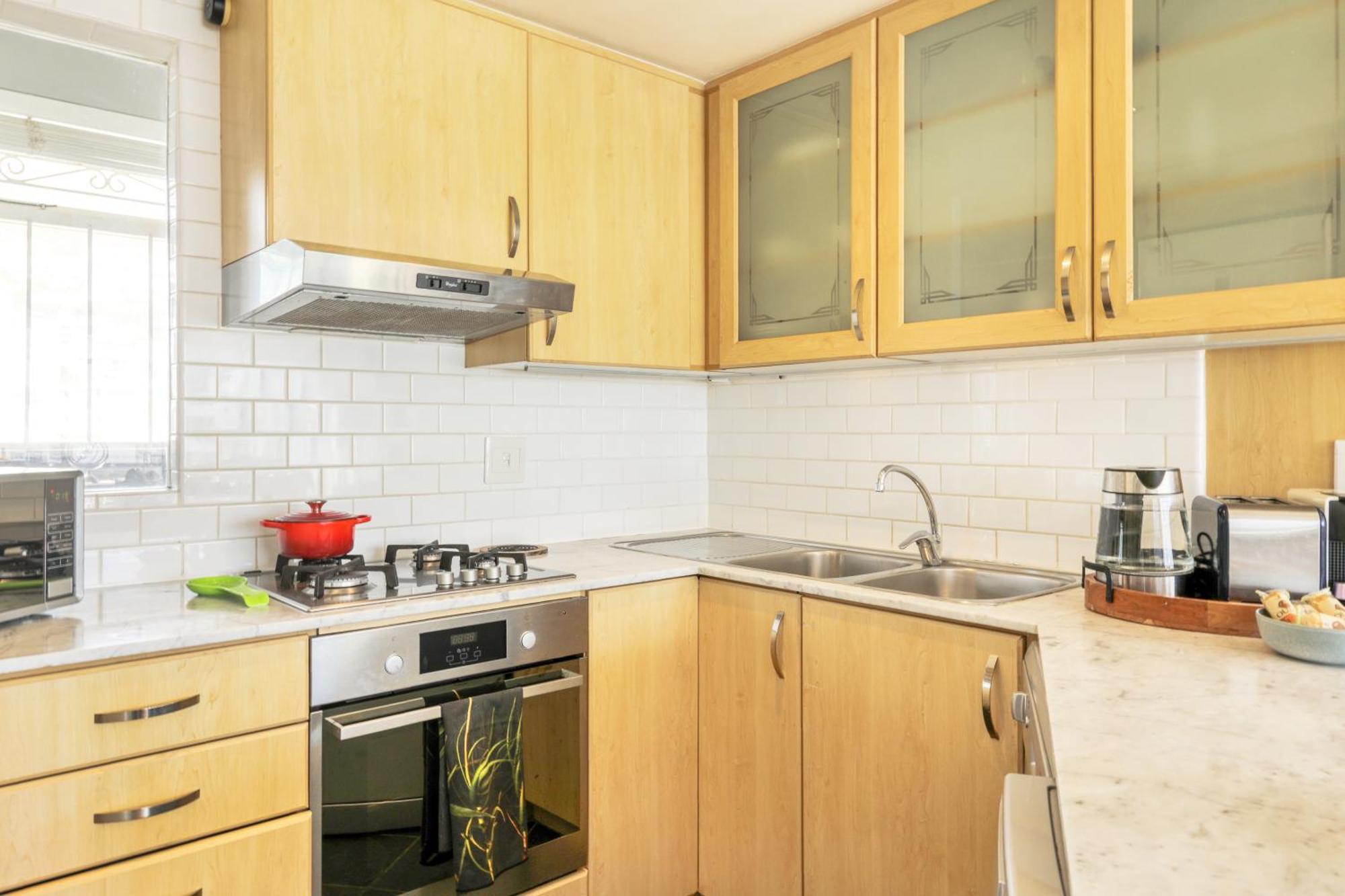 Backup-Powered Bantry Bay View 2 Bed Apartment كيب تاون المظهر الخارجي الصورة