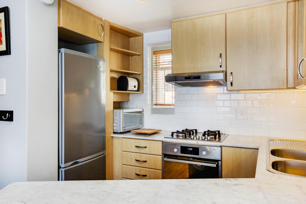 Backup-Powered Bantry Bay View 2 Bed Apartment كيب تاون المظهر الخارجي الصورة