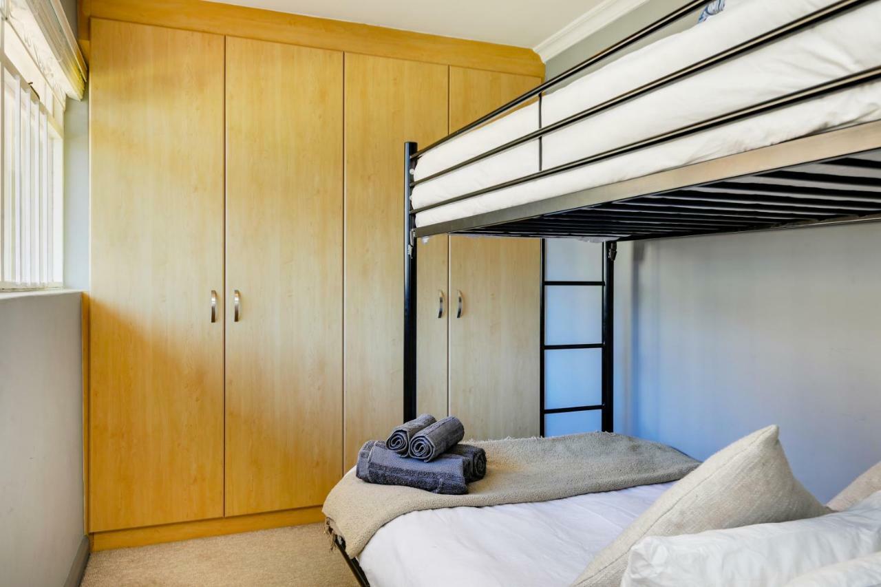 Backup-Powered Bantry Bay View 2 Bed Apartment كيب تاون المظهر الخارجي الصورة
